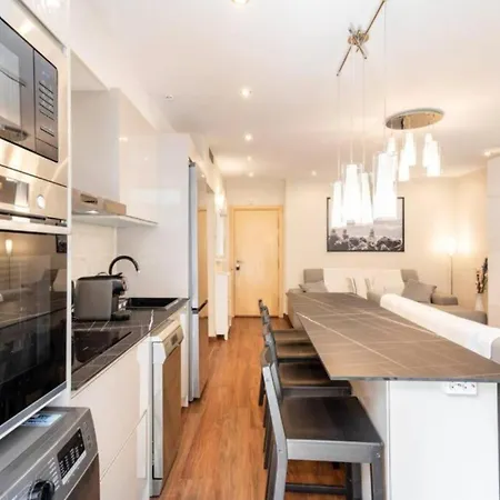 Modern In Lloret - 200 Steps From The Sea! Апартаменты